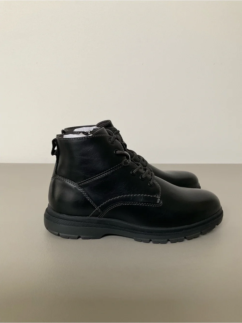 Florsheim, NWBox, Black Kids Boots